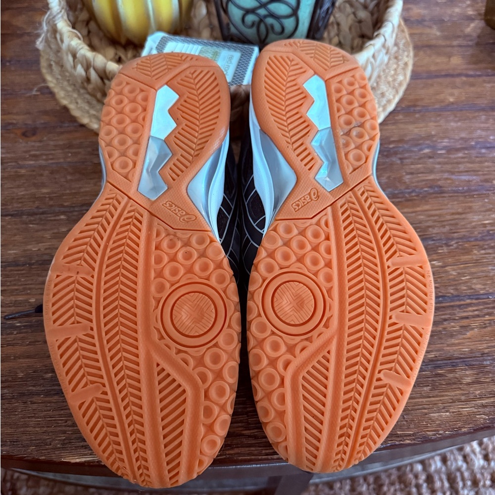 ASICS Women’s Volleyball Shoes - Picture 4 of 6